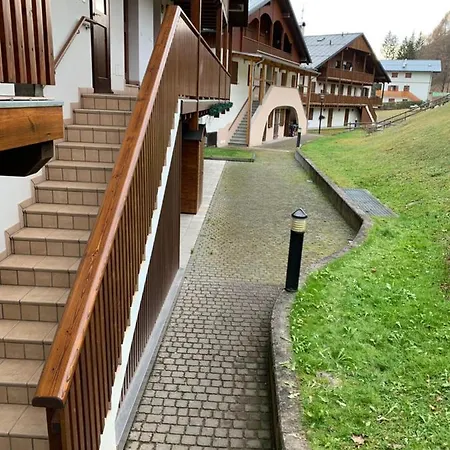 شقة Casa Francesca - Relax Nel Cuore Delle Dolomiti بييفي دي كادوري